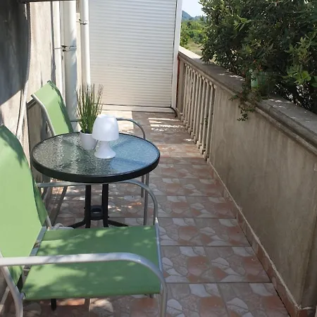 Jaz Apartment